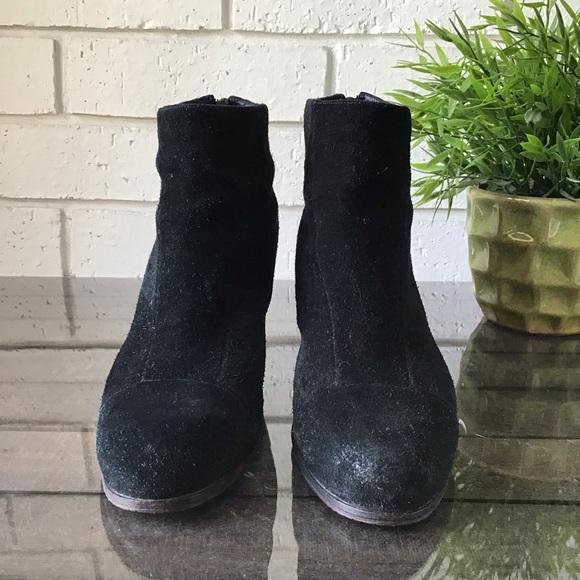 Vince Camuto Graysen Black Suede Ankle Booties - Picture 3 of 11